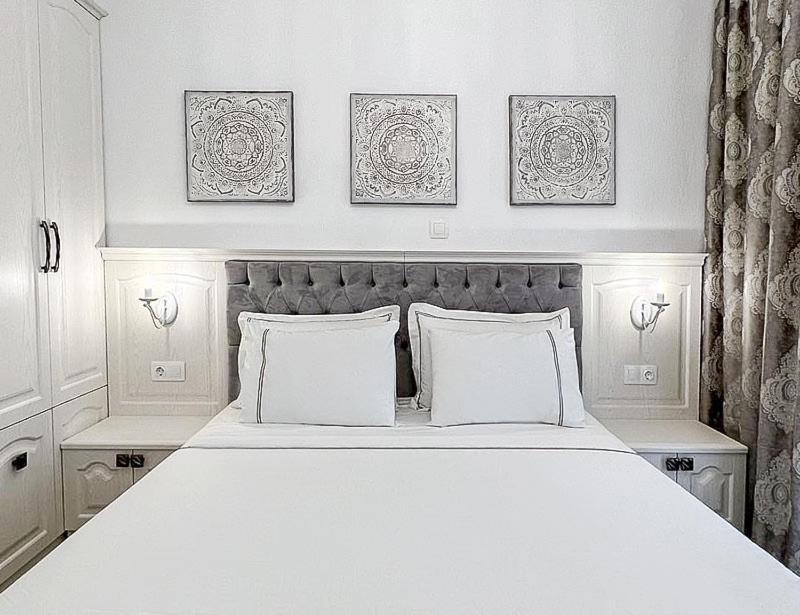 Royal Apartments - Nikiti Экстерьер фото
